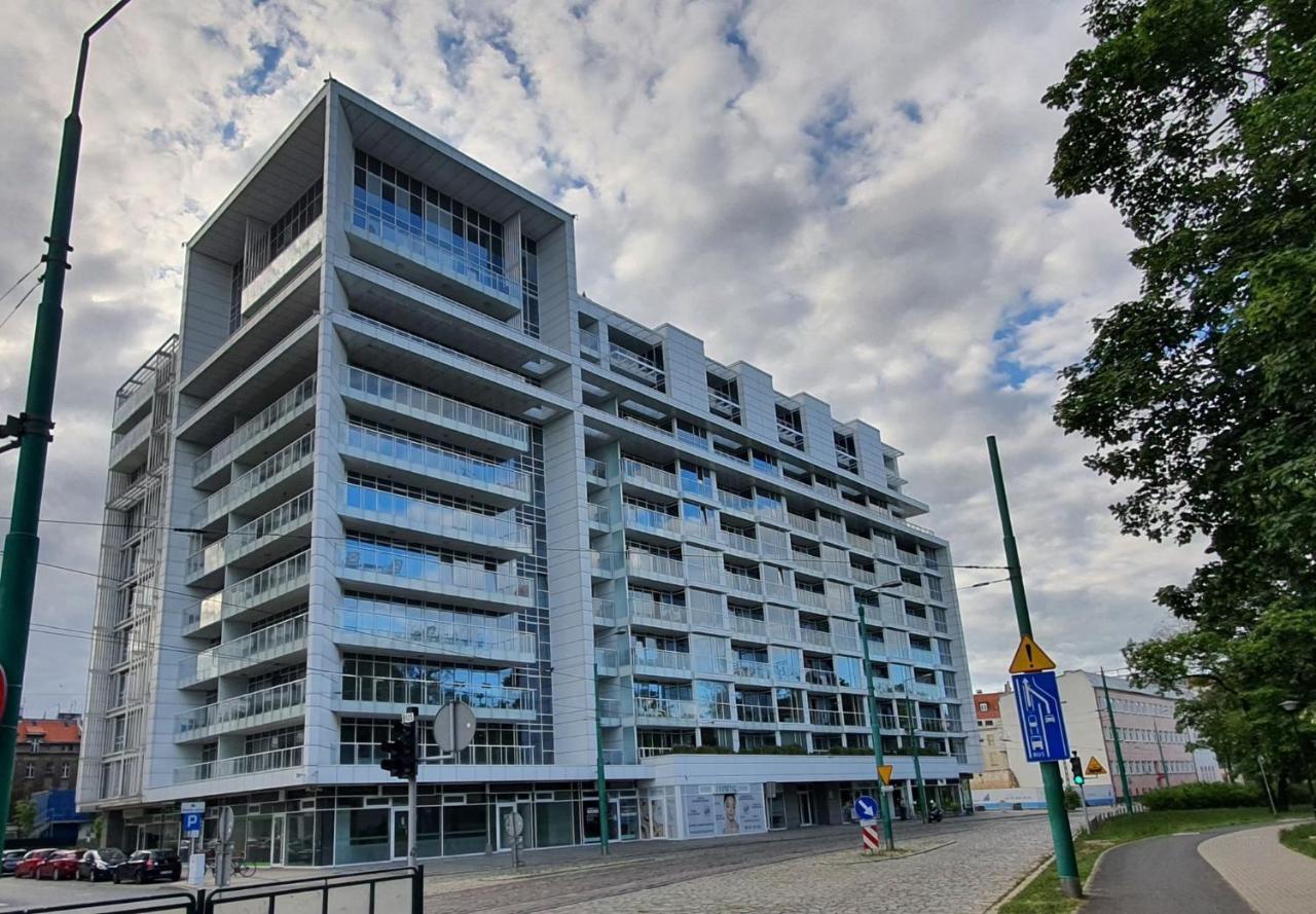Millo Apartament Parking By Impero Poznań Esterno foto